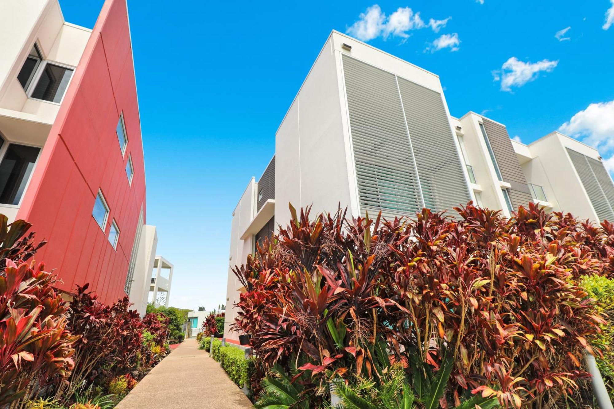 Element On Coolum Beachfront Sunshine Coast Exterior photo