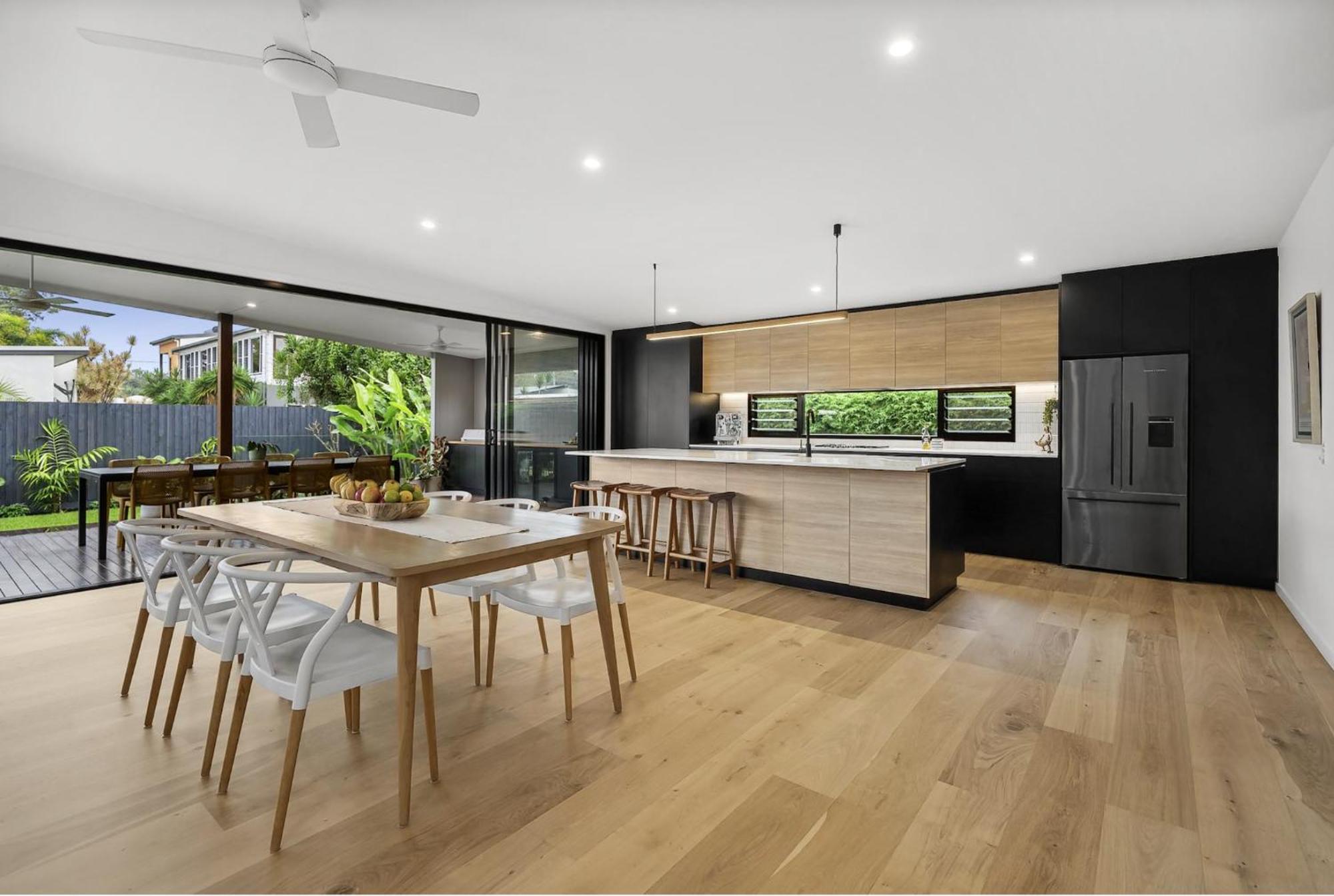 Element On Coolum Beachfront Sunshine Coast Exterior photo